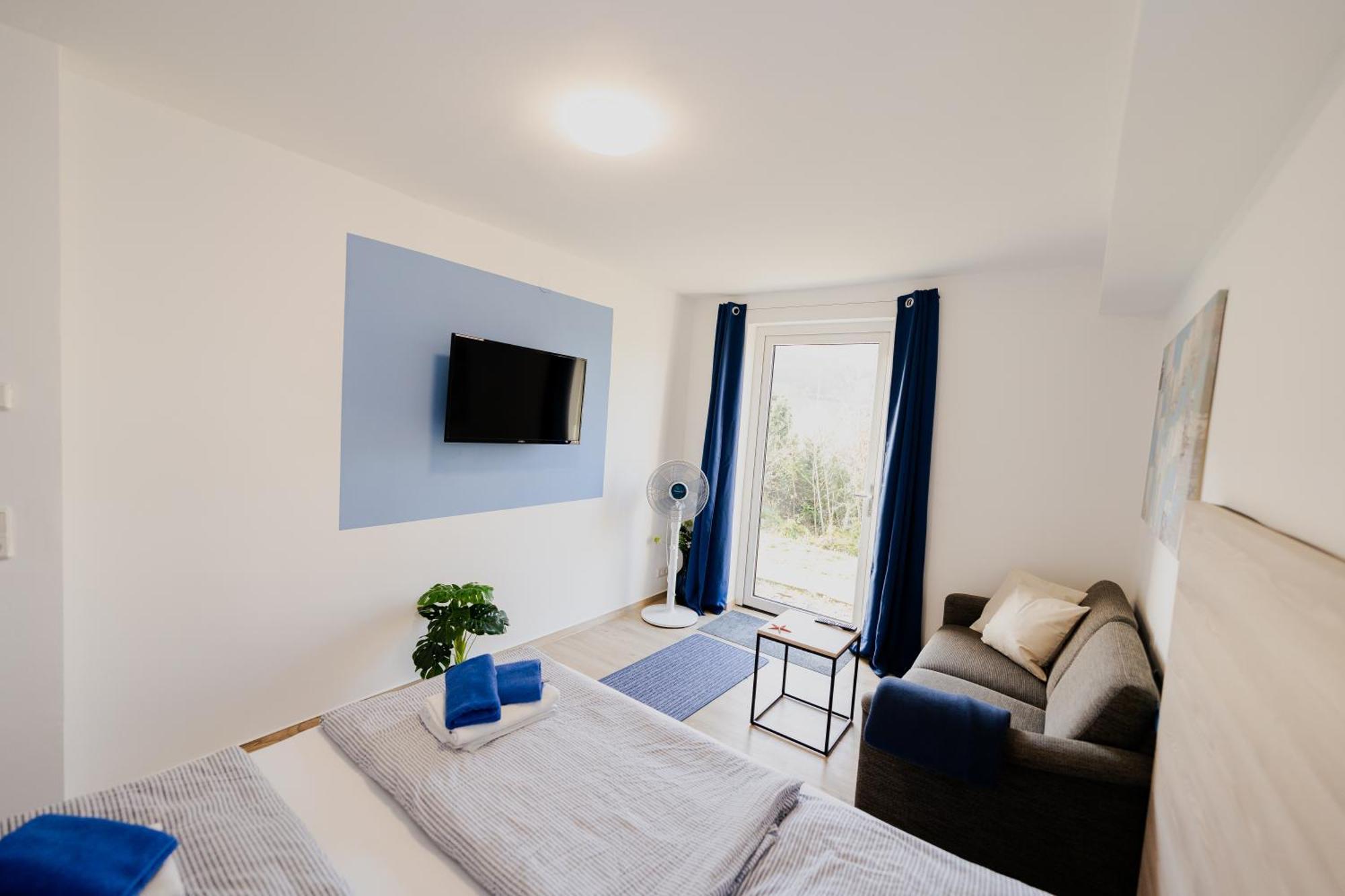 Ferienhaus Schoene Aussicht Ferienwohnung Blau Hemfurth-Edersee المظهر الخارجي الصورة